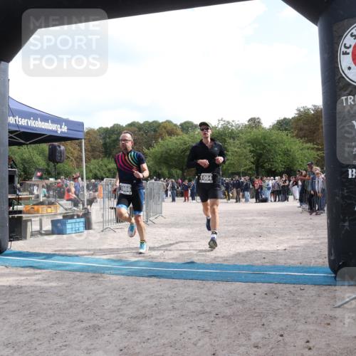 14.09.2025 - Stadtparktriathlon Strokosch-Dieckow http://msf.ph/oto/8889534 14.09.2025 12:43:22 Ziel 1084, 1086 meine-sportfotos.de
