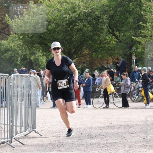 14.09.2025 - Stadtparktriathlon Strokosch-Dieckow http://msf.ph/oto/8889542 14.09.2025 12:43:32 Ziel 957 meine-sportfotos.de