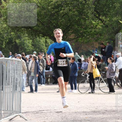 14.09.2025 - Stadtparktriathlon Strokosch-Dieckow http://msf.ph/oto/8889554 14.09.2025 12:43:41 Ziel 994 meine-sportfotos.de