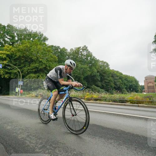 14.09.2025 - Stadtparktriathlon Michael Burmester http://msf.ph/oto/8889564 14.09.2025 09:16:38 Radfahren 330, 336, 351, 355, 367, 372, 399, 435, 460, 462, 501 meine-sportfotos.de
