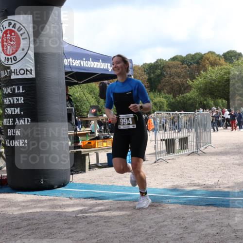 14.09.2025 - Stadtparktriathlon Strokosch-Dieckow http://msf.ph/oto/8889565 14.09.2025 12:43:45 Ziel 994 meine-sportfotos.de
