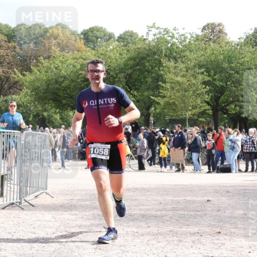 14.09.2025 - Stadtparktriathlon Strokosch-Dieckow http://msf.ph/oto/8889567 14.09.2025 12:43:55 Ziel 1058, 1120 meine-sportfotos.de