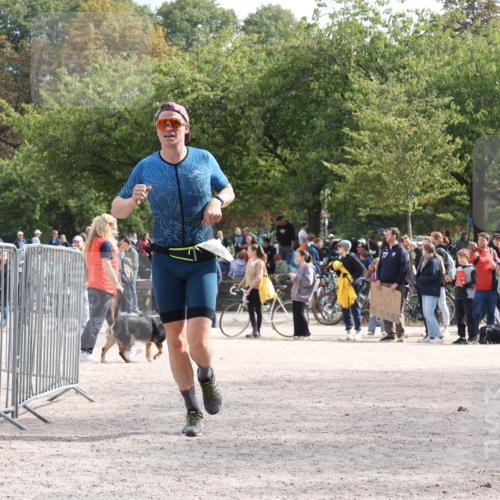 14.09.2025 - Stadtparktriathlon Strokosch-Dieckow http://msf.ph/oto/8889576 14.09.2025 12:43:57 Ziel 1058, 1120 meine-sportfotos.de