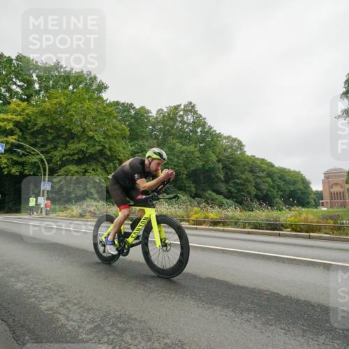 14.09.2025 - Stadtparktriathlon Michael Burmester http://msf.ph/oto/8889590 14.09.2025 09:17:07 Radfahren 312, 319, 325, 360, 369, 391, 408 meine-sportfotos.de
