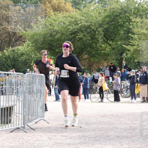 14.09.2025 - Stadtparktriathlon Strokosch-Dieckow http://msf.ph/oto/8889611 14.09.2025 12:44:27 Ziel 980, 1025 meine-sportfotos.de