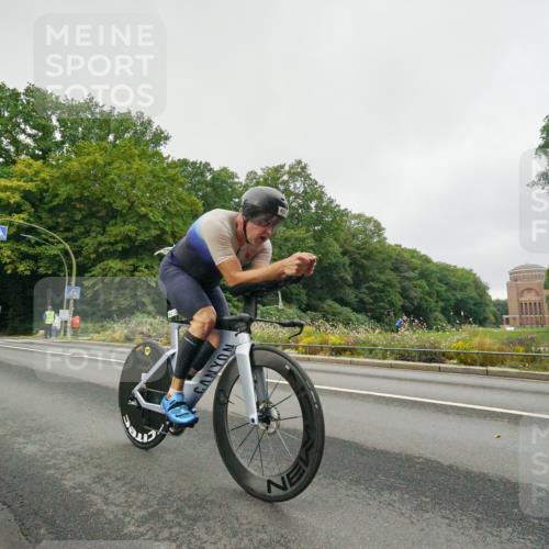 14.09.2025 - Stadtparktriathlon Michael Burmester http://msf.ph/oto/8889625 14.09.2025 09:17:42 Radfahren 310, 331, 394, 402, 452, 476 meine-sportfotos.de