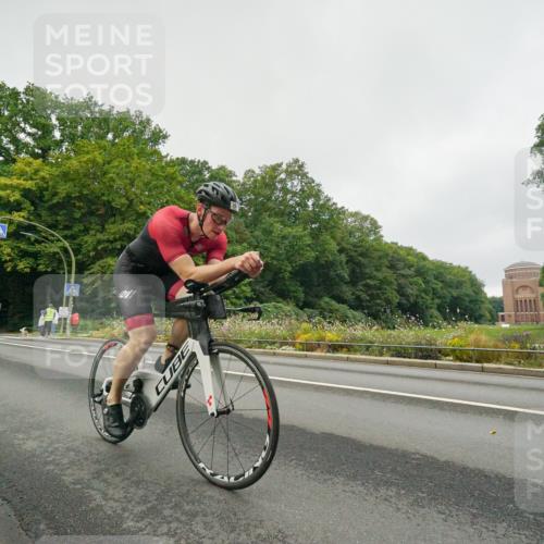 14.09.2025 - Stadtparktriathlon Michael Burmester http://msf.ph/oto/8889627 14.09.2025 09:17:47 Radfahren 310, 378, 394, 402, 405, 476 meine-sportfotos.de
