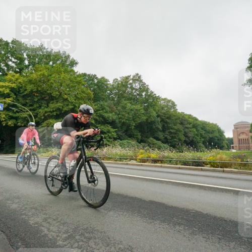 14.09.2025 - Stadtparktriathlon Michael Burmester http://msf.ph/oto/8889670 14.09.2025 09:18:34 Radfahren 316, 358, 374, 415, 483 meine-sportfotos.de