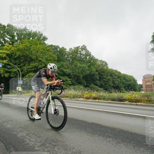 14.09.2025 - Stadtparktriathlon Michael Burmester http://msf.ph/oto/8889678 14.09.2025 09:18:45 Radfahren 302, 316, 358, 454, 455, 493, 499, 502 meine-sportfotos.de