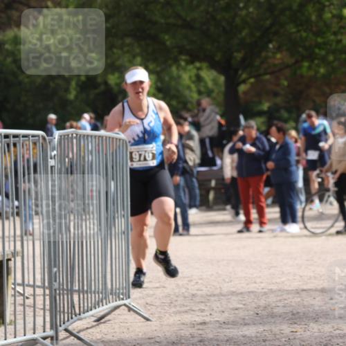 14.09.2025 - Stadtparktriathlon Strokosch-Dieckow http://msf.ph/oto/8889679 14.09.2025 12:44:57 Ziel 970, 1116 meine-sportfotos.de