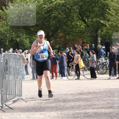 14.09.2025 - Stadtparktriathlon Strokosch-Dieckow http://msf.ph/oto/8889683 14.09.2025 12:44:58 Ziel 970, 1116 meine-sportfotos.de