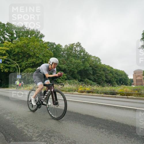 14.09.2025 - Stadtparktriathlon Michael Burmester http://msf.ph/oto/8889689 14.09.2025 09:19:01 Radfahren 314, 334, 422, 472, 482 meine-sportfotos.de