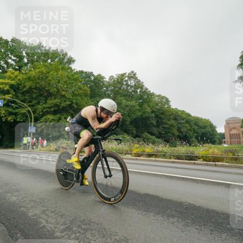 14.09.2025 - Stadtparktriathlon Michael Burmester http://msf.ph/oto/8889760 14.09.2025 09:20:12 Radfahren 368, 423, 469, 503, 505, 506 meine-sportfotos.de