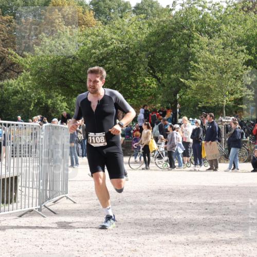 14.09.2025 - Stadtparktriathlon Strokosch-Dieckow http://msf.ph/oto/8889833 14.09.2025 12:46:35 Ziel 1108 meine-sportfotos.de