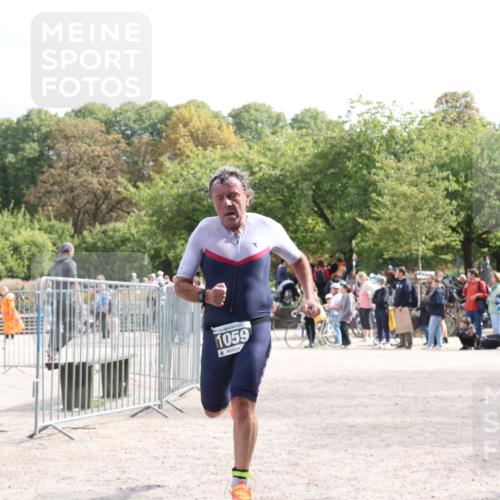 14.09.2025 - Stadtparktriathlon Strokosch-Dieckow http://msf.ph/oto/8889839 14.09.2025 12:46:47 Ziel 1059 meine-sportfotos.de