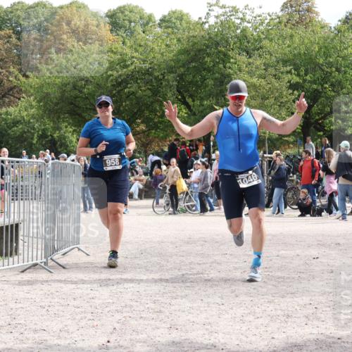 14.09.2025 - Stadtparktriathlon Strokosch-Dieckow http://msf.ph/oto/8889850 14.09.2025 12:46:54 Ziel 931, 958, 1046, 1059 meine-sportfotos.de