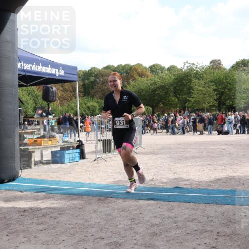 14.09.2025 - Stadtparktriathlon Strokosch-Dieckow http://msf.ph/oto/8889870 14.09.2025 12:47:00 Ziel 931, 958, 1046 meine-sportfotos.de