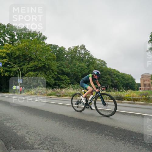 14.09.2025 - Stadtparktriathlon Michael Burmester http://msf.ph/oto/8889876 14.09.2025 09:22:22 Radfahren 311, 348, 361, 367, 392, 398, 432, 466, 487 meine-sportfotos.de