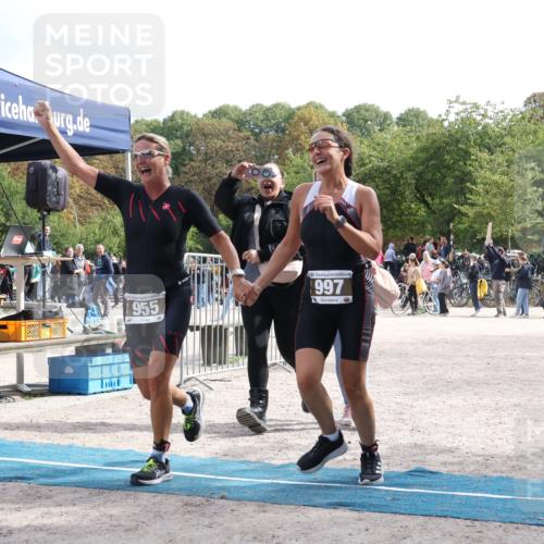 14.09.2025 - Stadtparktriathlon Strokosch-Dieckow http://msf.ph/oto/8889890 14.09.2025 12:47:08 Ziel 955, 997 meine-sportfotos.de