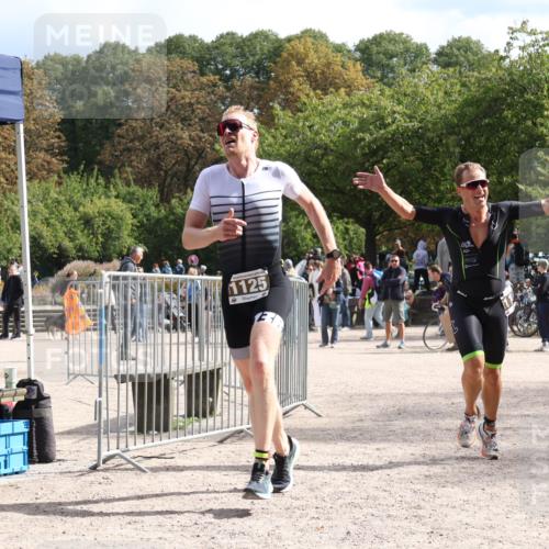 14.09.2025 - Stadtparktriathlon Strokosch-Dieckow http://msf.ph/oto/8889900 14.09.2025 12:47:30 Ziel 1125, 1188 meine-sportfotos.de