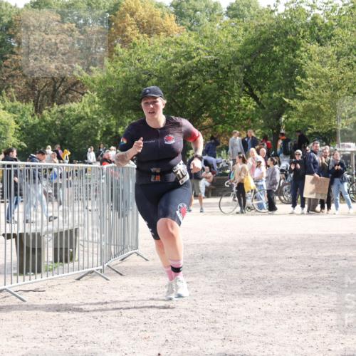 14.09.2025 - Stadtparktriathlon Strokosch-Dieckow http://msf.ph/oto/8889927 14.09.2025 12:47:42 Ziel 1008 meine-sportfotos.de