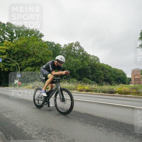 14.09.2025 - Stadtparktriathlon Michael Burmester http://msf.ph/oto/8889928 14.09.2025 09:23:29 Radfahren 313, 319, 325, 360, 369, 436, 463 meine-sportfotos.de