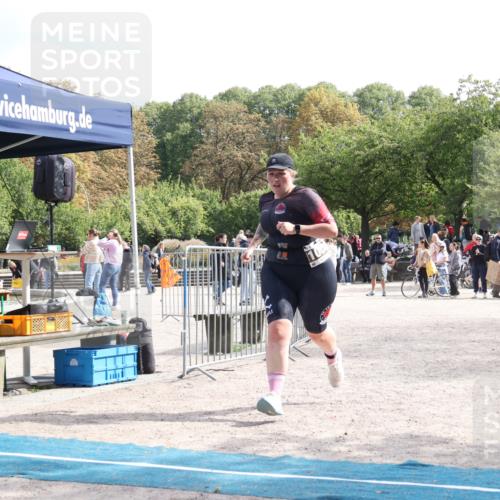 14.09.2025 - Stadtparktriathlon Strokosch-Dieckow http://msf.ph/oto/8889930 14.09.2025 12:47:42 Ziel 1008 meine-sportfotos.de