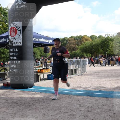 14.09.2025 - Stadtparktriathlon Strokosch-Dieckow http://msf.ph/oto/8889935 14.09.2025 12:47:43 Ziel 1008 meine-sportfotos.de