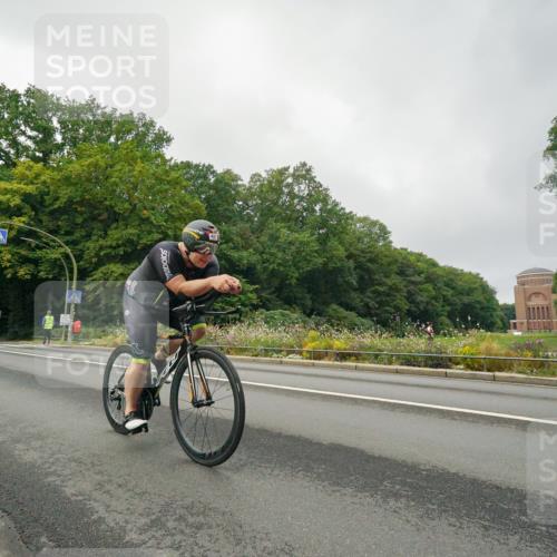 14.09.2025 - Stadtparktriathlon Michael Burmester http://msf.ph/oto/8889953 14.09.2025 09:24:21 Radfahren 421 meine-sportfotos.de