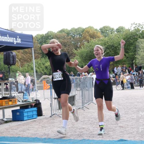 14.09.2025 - Stadtparktriathlon Strokosch-Dieckow http://msf.ph/oto/8889954 14.09.2025 12:48:11 Ziel 1001, 1002 meine-sportfotos.de
