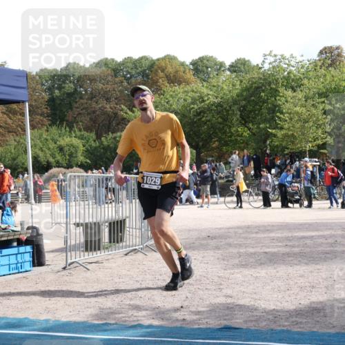 14.09.2025 - Stadtparktriathlon Strokosch-Dieckow http://msf.ph/oto/8890008 14.09.2025 12:51:45 Ziel 1029 meine-sportfotos.de