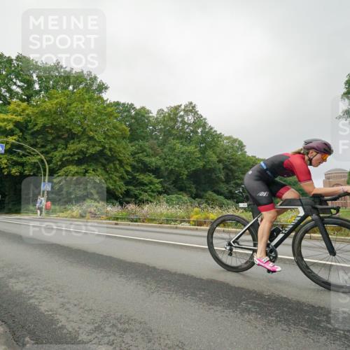 14.09.2025 - Stadtparktriathlon Michael Burmester http://msf.ph/oto/8890021 14.09.2025 09:26:20 Radfahren 320, 415, 443, 447, 464, 472, 486, 495 meine-sportfotos.de