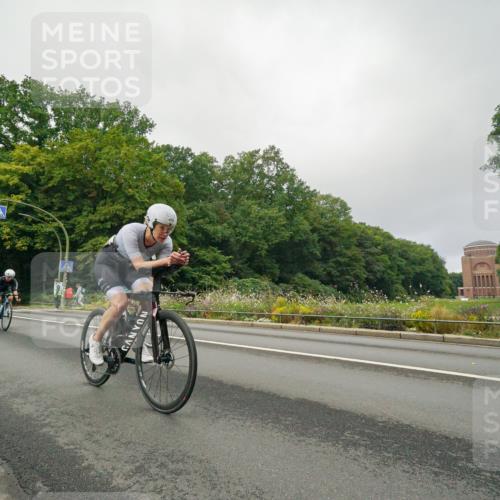 14.09.2025 - Stadtparktriathlon Michael Burmester http://msf.ph/oto/8890027 14.09.2025 09:26:26 Radfahren 320, 356, 381, 389, 419, 439, 443, 447, 472, 486, 495 meine-sportfotos.de