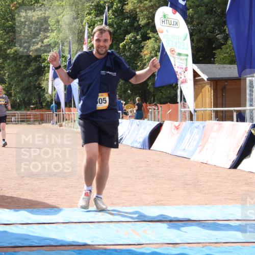 14.09.2025 - Airport Race Strokosch-Dieckow http://msf.ph/oto/8890046 14.09.2025 13:06:05 Ziel 1505, 1598, 1674 meine-sportfotos.de