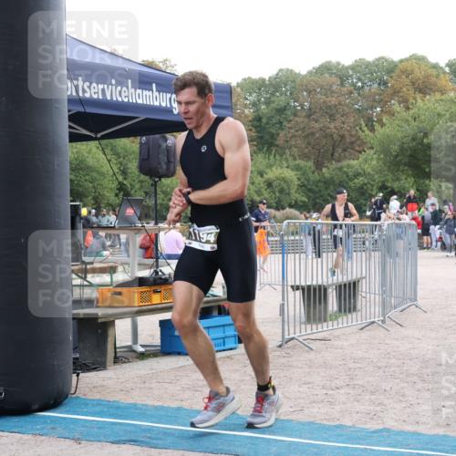 14.09.2025 - Stadtparktriathlon Strokosch-Dieckow http://msf.ph/oto/8890048 14.09.2025 12:52:18 Ziel 1194, 1209 meine-sportfotos.de