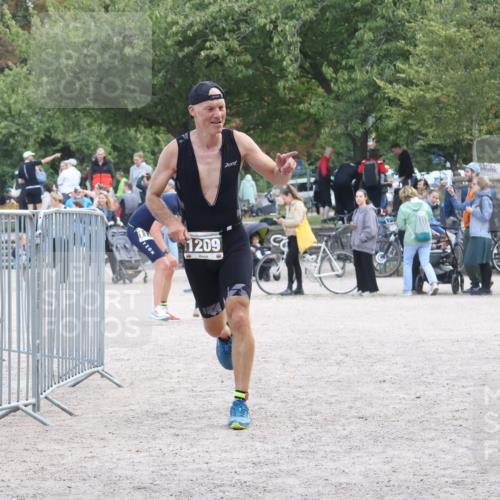 14.09.2025 - Stadtparktriathlon Strokosch-Dieckow http://msf.ph/oto/8890054 14.09.2025 12:52:21 Ziel 1174, 1194, 1209 meine-sportfotos.de