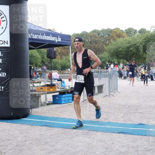14.09.2025 - Stadtparktriathlon Strokosch-Dieckow http://msf.ph/oto/8890065 14.09.2025 12:52:23 Ziel 1174, 1194, 1209 meine-sportfotos.de