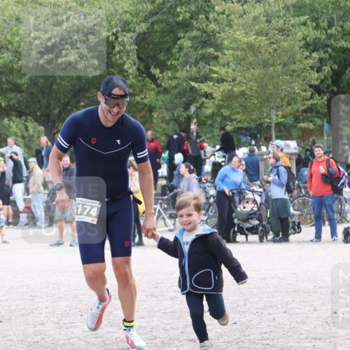 14.09.2025 - Stadtparktriathlon Strokosch-Dieckow http://msf.ph/oto/8890073 14.09.2025 12:52:26 Ziel 1098, 1174, 1209 meine-sportfotos.de