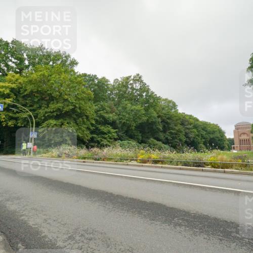 14.09.2025 - Stadtparktriathlon Michael Burmester http://msf.ph/oto/8890081 14.09.2025 09:27:45 Radfahren 380, 386, 401, 404, 445, 506 meine-sportfotos.de