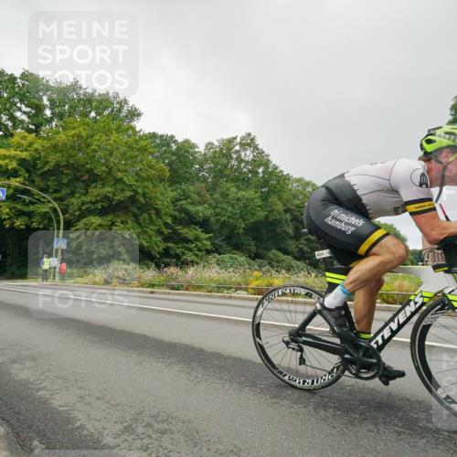 14.09.2025 - Stadtparktriathlon Michael Burmester http://msf.ph/oto/8890088 14.09.2025 09:27:49 Radfahren 380, 386, 401, 404, 505, 506 meine-sportfotos.de