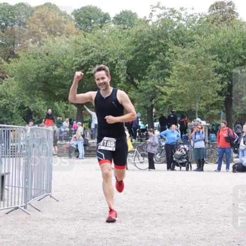 14.09.2025 - Stadtparktriathlon Strokosch-Dieckow http://msf.ph/oto/8890106 14.09.2025 12:53:26 Ziel 1185 meine-sportfotos.de