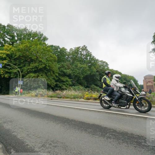 14.09.2025 - Stadtparktriathlon Michael Burmester http://msf.ph/oto/8890168 14.09.2025 09:30:48 Radfahren 399 meine-sportfotos.de