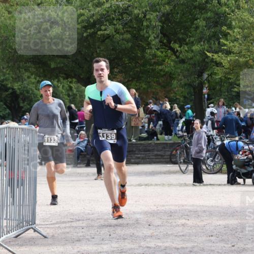 14.09.2025 - Stadtparktriathlon Strokosch-Dieckow http://msf.ph/oto/8890188 14.09.2025 12:54:55 Ziel 1133, 1139 meine-sportfotos.de
