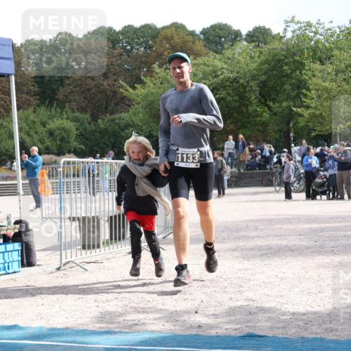 14.09.2025 - Stadtparktriathlon Strokosch-Dieckow http://msf.ph/oto/8890208 14.09.2025 12:54:59 Ziel 1133, 1139 meine-sportfotos.de