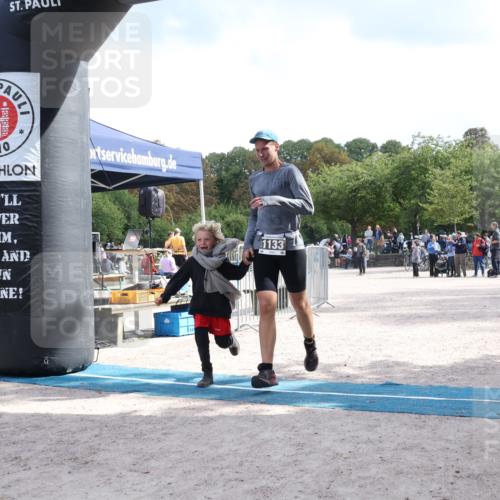 14.09.2025 - Stadtparktriathlon Strokosch-Dieckow http://msf.ph/oto/8890214 14.09.2025 12:55:00 Ziel 1133, 1139 meine-sportfotos.de