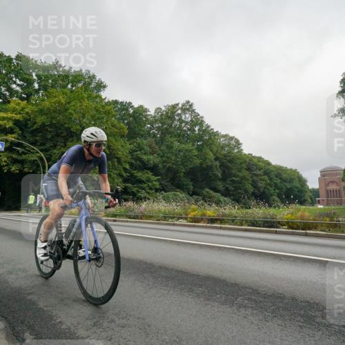 14.09.2025 - Stadtparktriathlon Michael Burmester http://msf.ph/oto/8890225 14.09.2025 09:33:17 Radfahren 452, 455, 464, 465, 482 meine-sportfotos.de