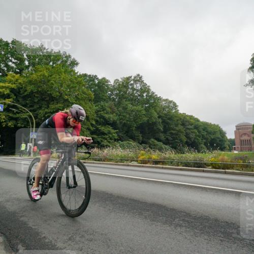 14.09.2025 - Stadtparktriathlon Michael Burmester http://msf.ph/oto/8890227 14.09.2025 09:33:18 Radfahren 447, 452, 455, 464, 465, 482 meine-sportfotos.de