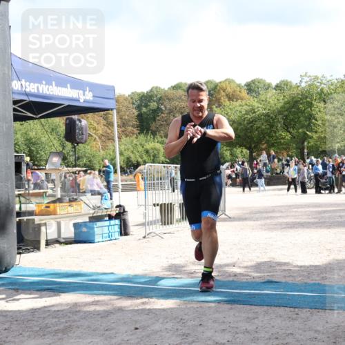 14.09.2025 - Stadtparktriathlon Strokosch-Dieckow http://msf.ph/oto/8890268 14.09.2025 12:56:12 Ziel 1121 meine-sportfotos.de