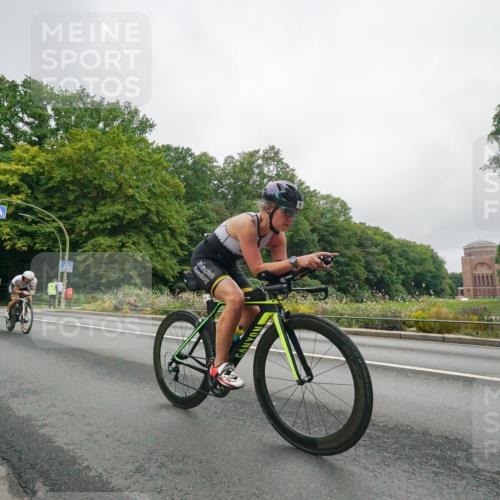 14.09.2025 - Stadtparktriathlon Michael Burmester http://msf.ph/oto/8890321 14.09.2025 09:35:51 Radfahren 392, 406, 460, 462, 487, 505 meine-sportfotos.de
