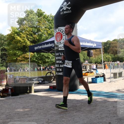 14.09.2025 - Stadtparktriathlon Strokosch-Dieckow http://msf.ph/oto/8890375 14.09.2025 12:58:23 Ziel 1129 meine-sportfotos.de